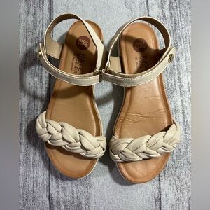Gioseppo Have A Nice Day Ivory Ankle Strap Sandals Women Size 36 5.5-6 US